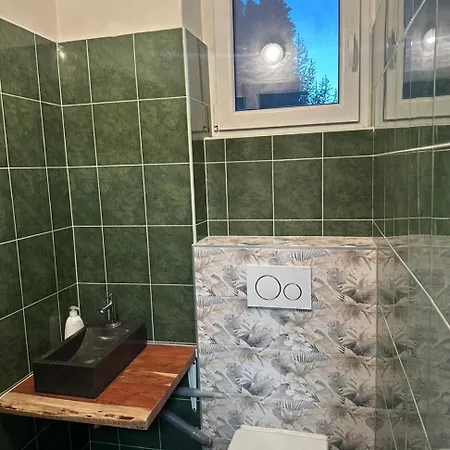 Lora 3* Острава